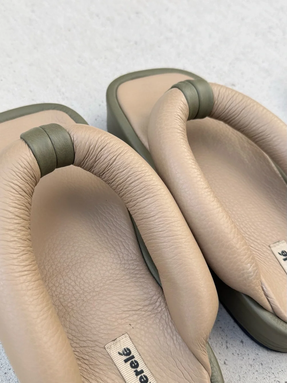 Kkerele women’s sandals